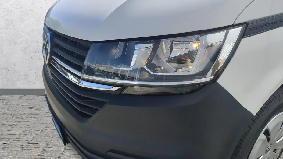 VOLKSWAGEN Transporter Transporter T6 TDI L1H1 DSG
