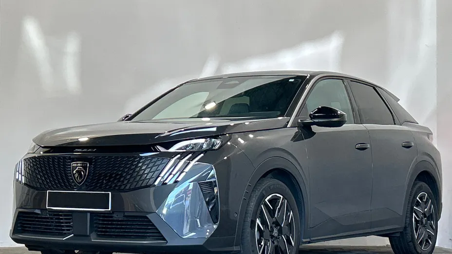 PEUGEOT 3008 -
