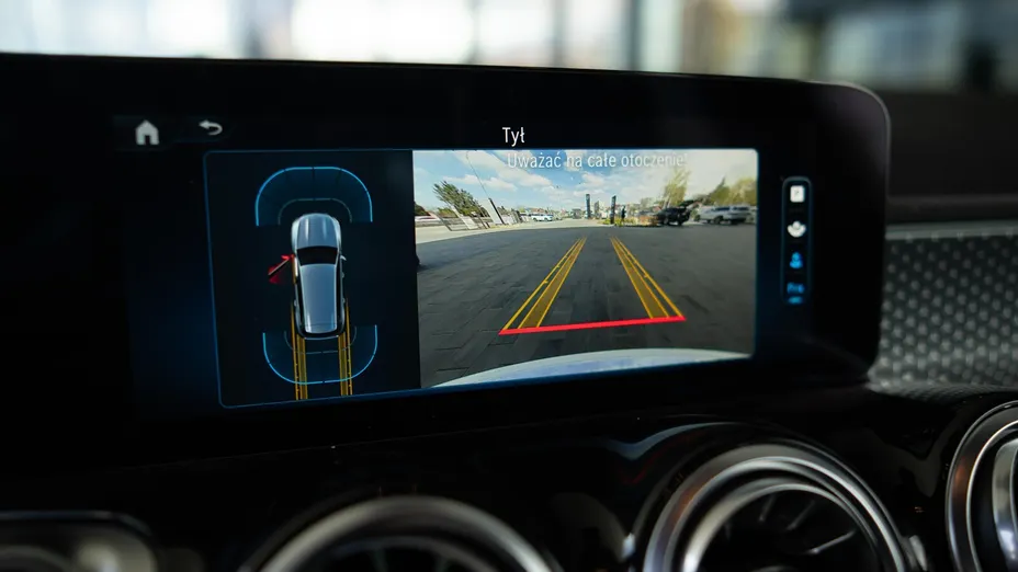 MERCEDES-BENZ GLB GLB 200 mHEV Progressive 7G-DCT