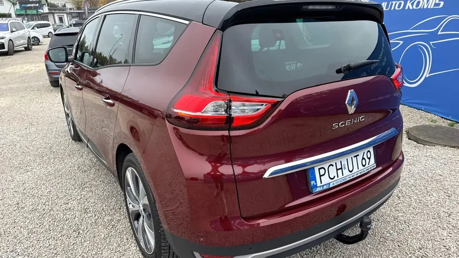 RENAULT Scenic -