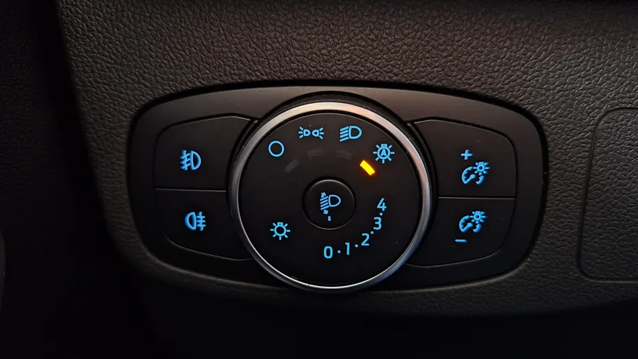 FORD Focus Focus 1.5 EcoBlue SCR Connected