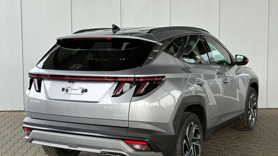 HYUNDAI Tucson -