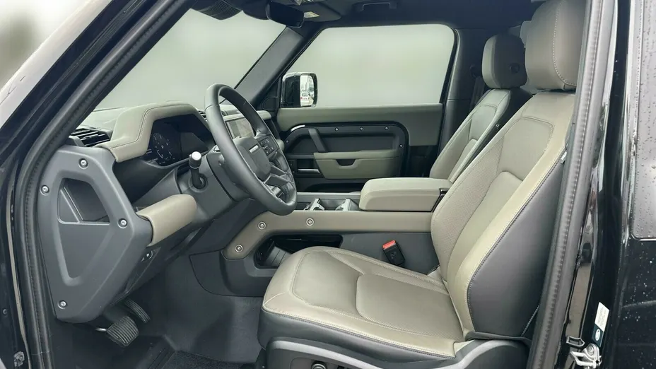 LAND ROVER Defender Defender 90 3.0 D250 mHEV X-Dynamic SE