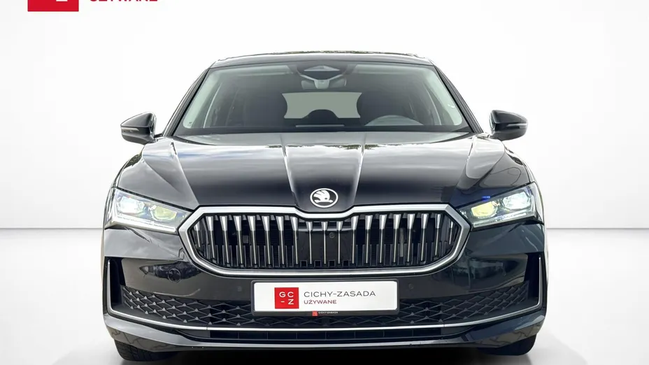 SKODA Superb -