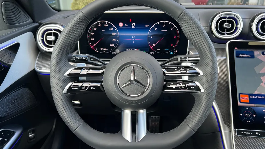 MERCEDES-BENZ C Klasa C 220 d mHEV 4-Matic AMG