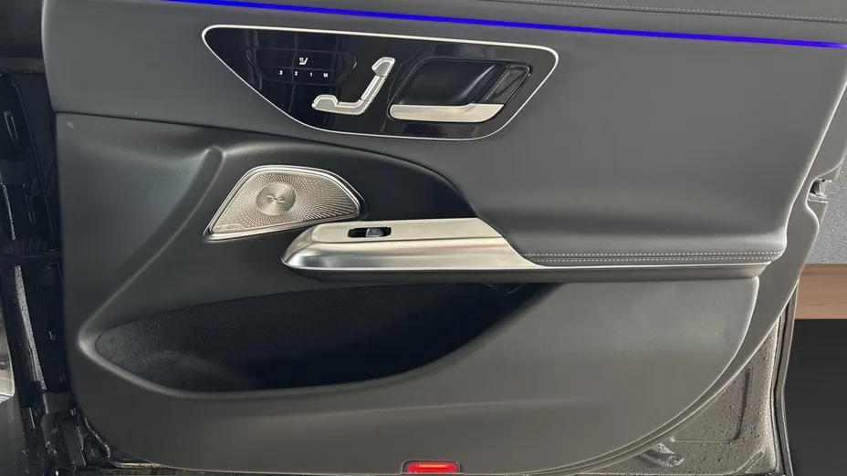 MERCEDES-BENZ E Klasa E 300 de PHEV AMG 9G-Tronic