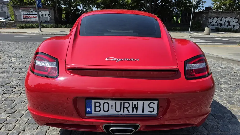 PORSCHE Cayman 718 Cayman GPF GT4 PDK
