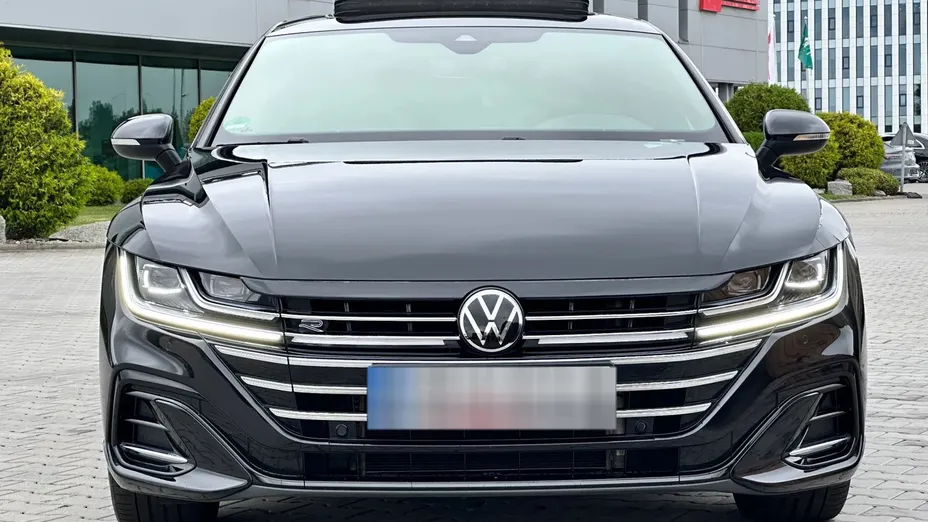 VOLKSWAGEN Arteon Arteon 2.0 TSI R-Line DSG
