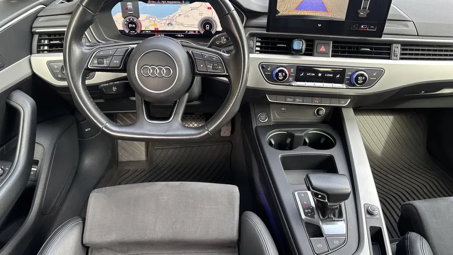 AUDI A4 A4 35 TFSI mHEV Advanced
