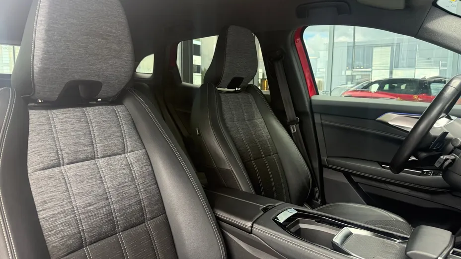 RENAULT Austral Austral 1.3 TCe mHEV Iconic aut