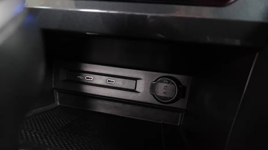 VOLKSWAGEN Tiguan Tiguan 2.0 TDI SCR 4Mot. R-Line DSG