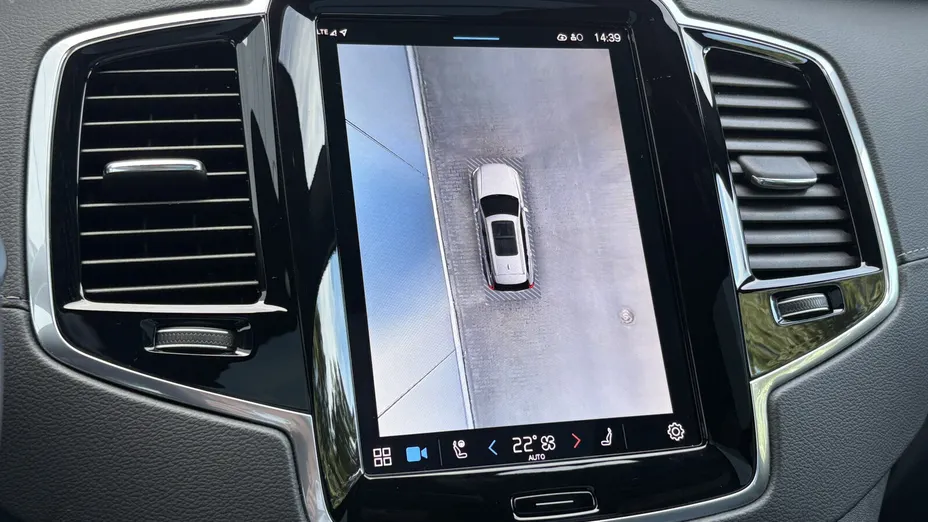 VOLVO XC90 XC90 T8 AWD Plug-In Hybrid Ultra Dark 7os aut