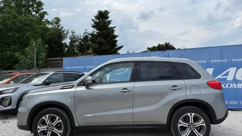 SUZUKI Vitara -