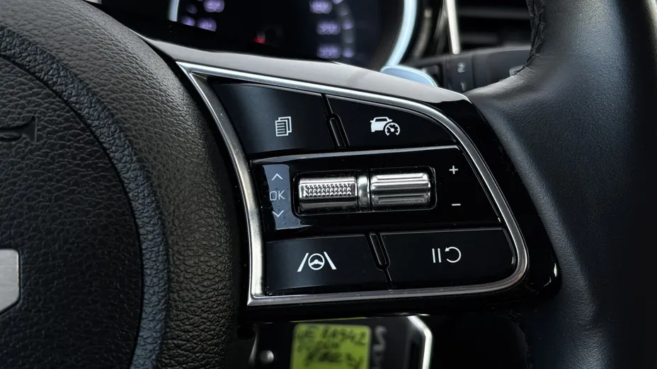 KIA Cee'd Ceed 1.5 T-GDI Business Line DCT