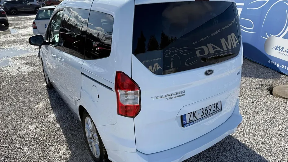 FORD Tourneo Courier -