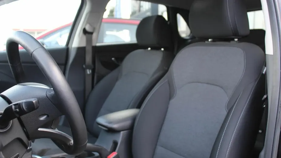 HYUNDAI i30 i30 1.0 T-GDI Smart