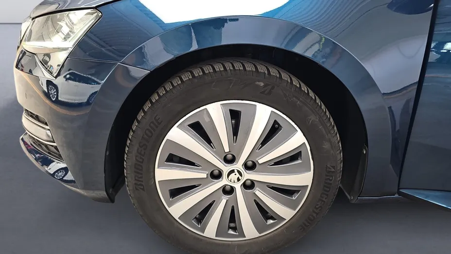 SKODA Superb Superb 2.0 TDI SCR Style DSG