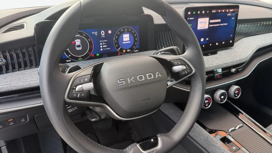 SKODA Superb Superb 1.5 TSI mHEV Selection DSG