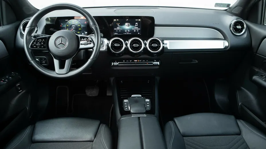 MERCEDES-BENZ GLB GLB 180 7G-DCT