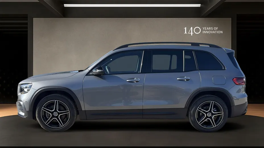 MERCEDES-BENZ GLB GLB 200 mHEV AMG Line 7G-DCT