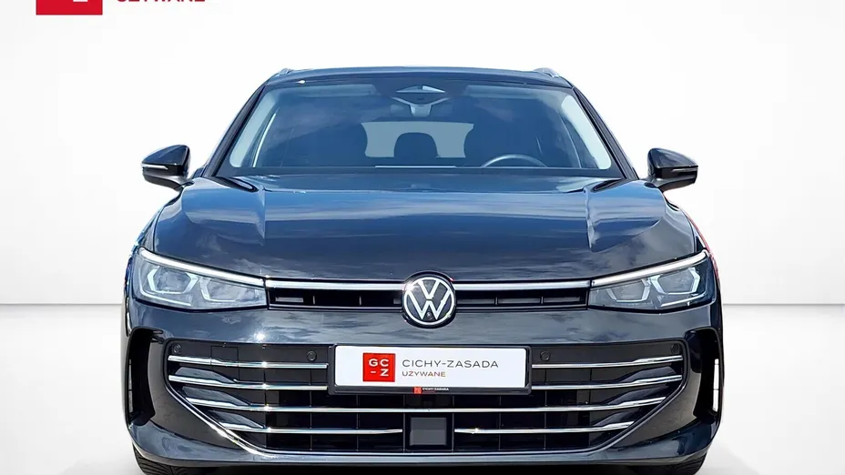 VOLKSWAGEN Passat -