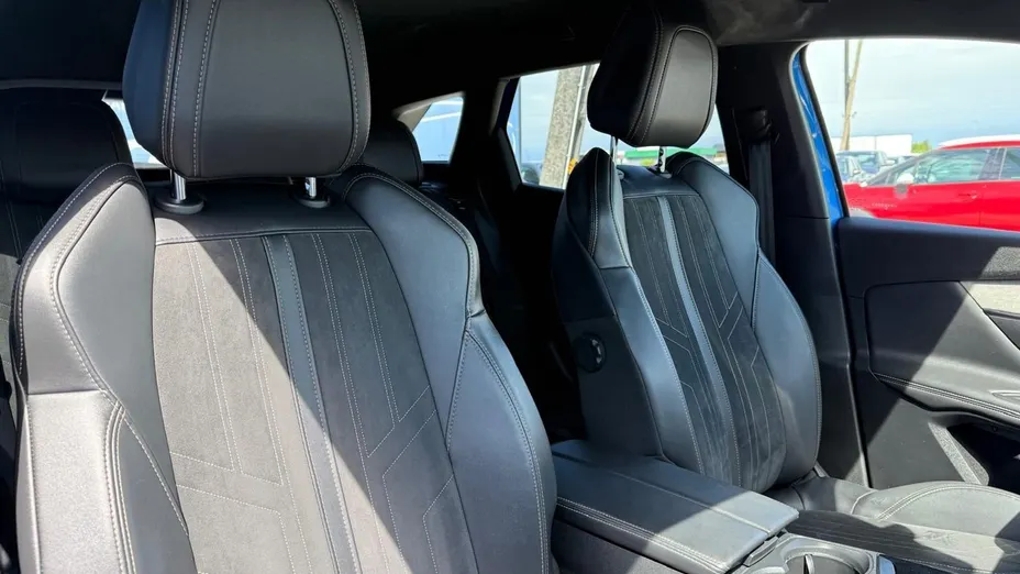 PEUGEOT 3008 3008 1.2 PureTech GT S&S EAT8