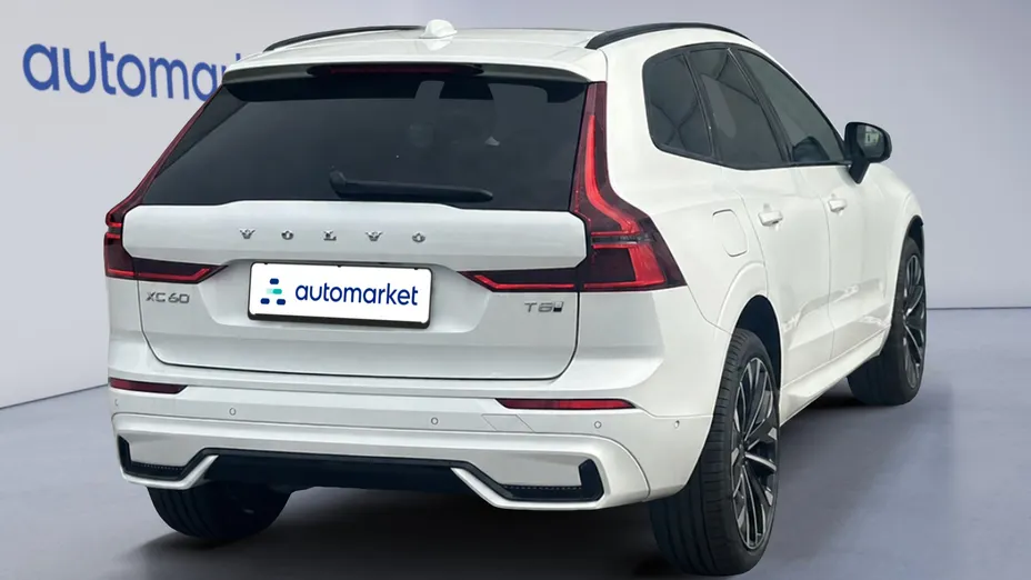VOLVO XC60 XC60 T8 Plug-In Hybrid AWD Ultra Dark aut