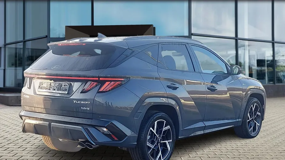 HYUNDAI Tucson -