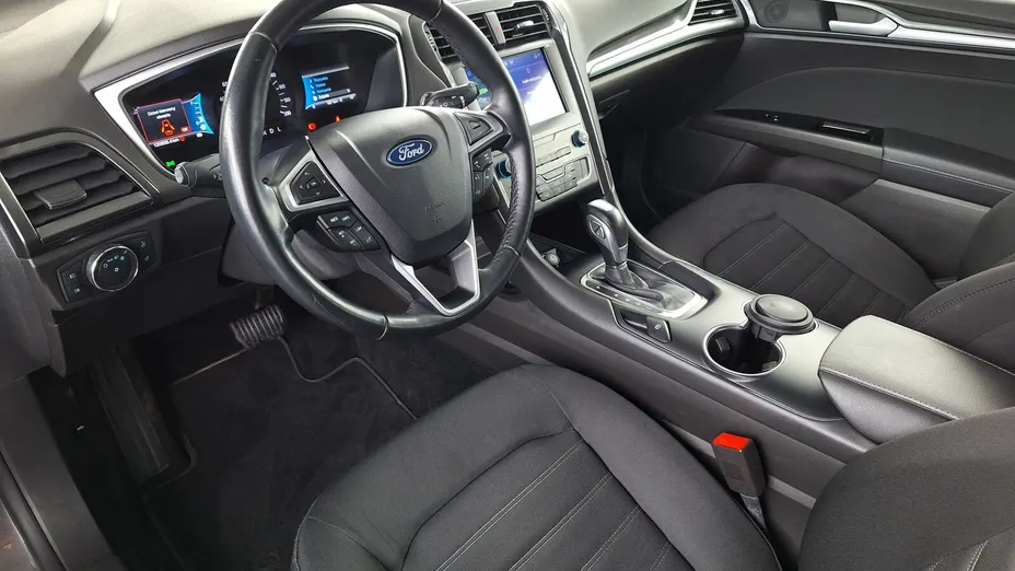 FORD Mondeo Mondeo 2.0 Hybrid Trend