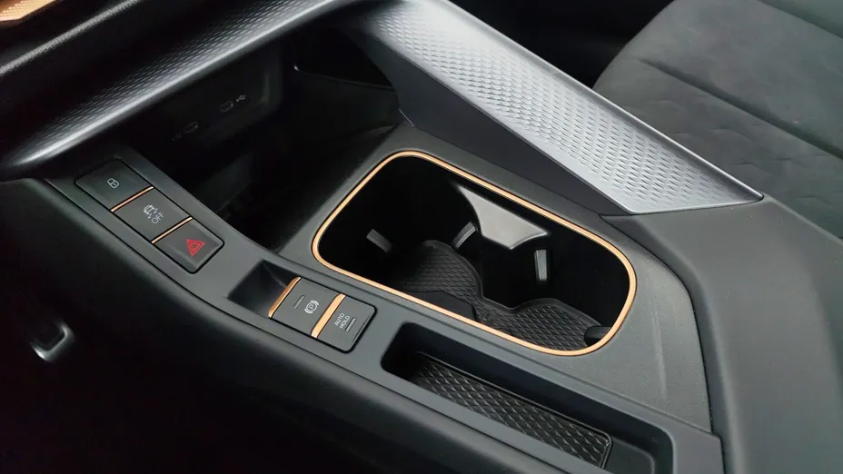 CUPRA Terramar Terramar 1.5 eTSI mHEV DSG