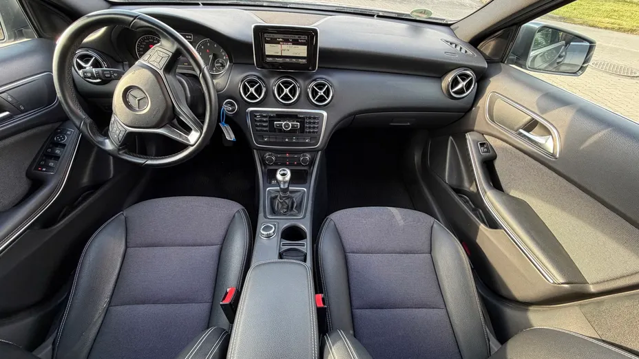 MERCEDES-BENZ A Klasa A 180 BlueEff. Edition Style