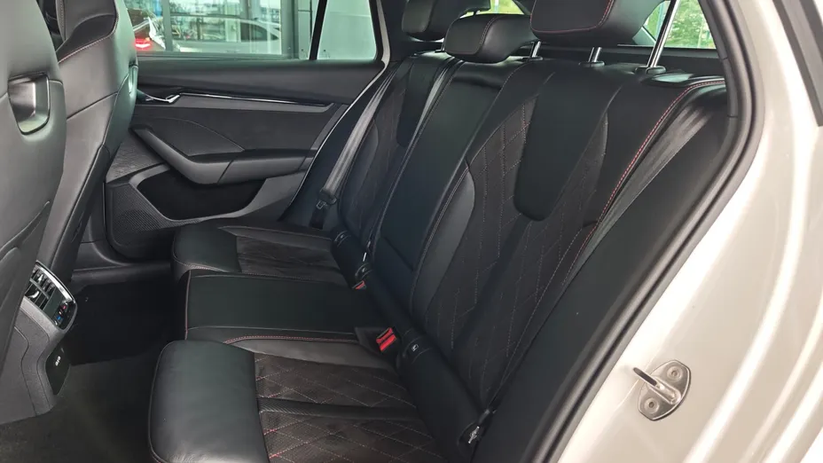 SKODA Octavia Octavia 2.0 TDI 4x4 RS DSG