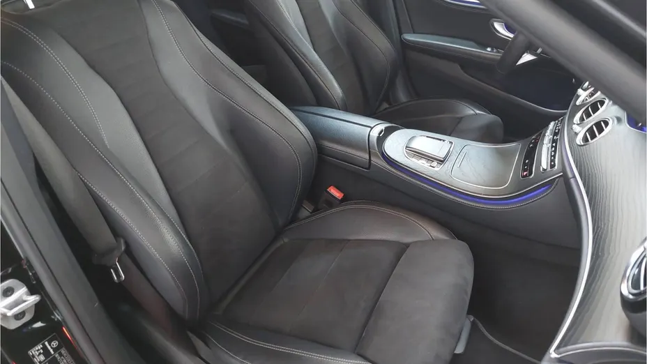 MERCEDES-BENZ E Klasa E 220 d 4-Matic AMG