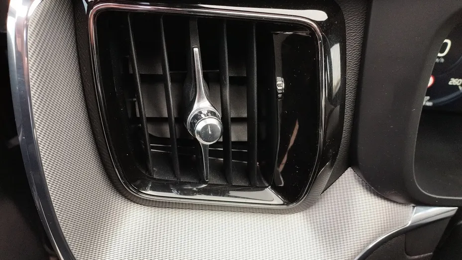 VOLVO XC60 XC60 D4 SCR R-Design aut