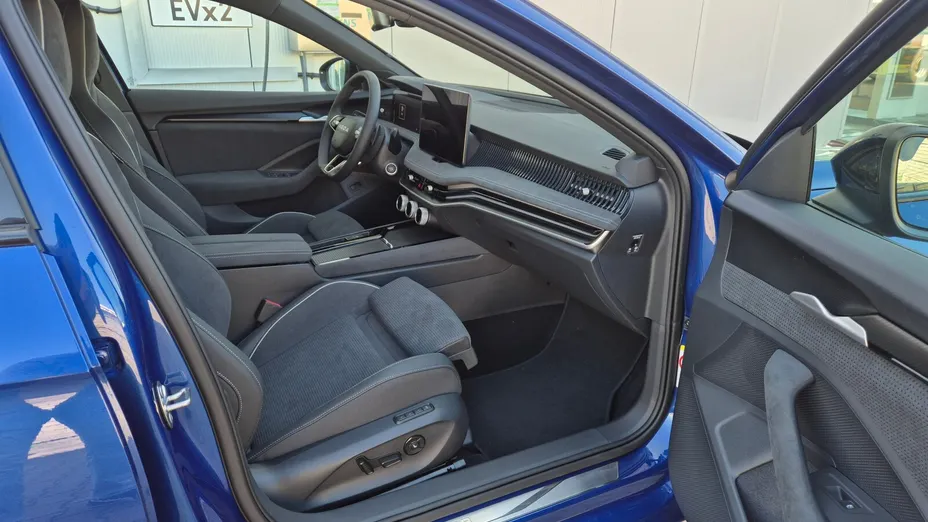 SKODA Superb Superb 1.5 TSI mHEV Sportline DSG Nowy