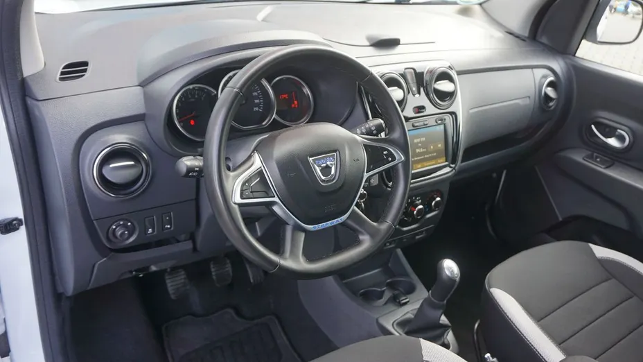 DACIA Lodgy Lodgy 1.6 SCe Stepway S&S