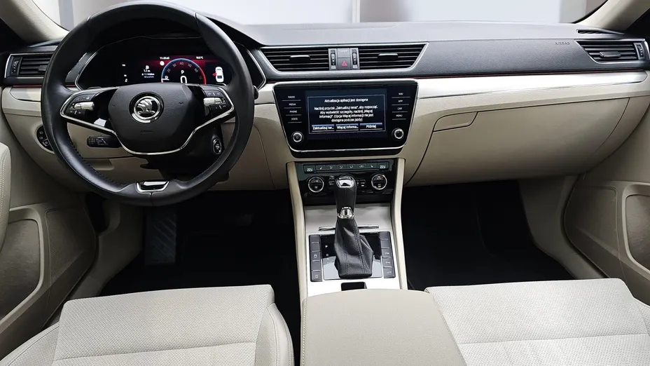 SKODA Superb Superb 2.0 TSI Style DSG