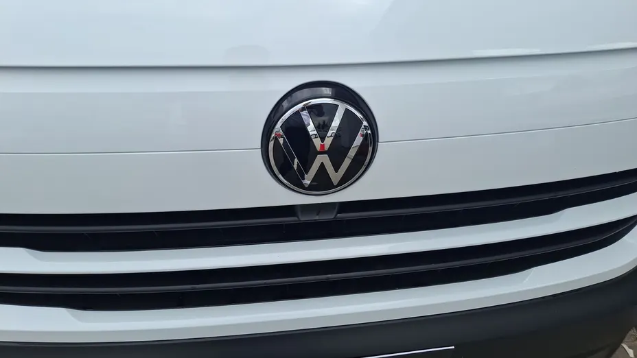 VOLKSWAGEN Transporter Transporter Kombi TDI L2H1 M1 Nowy