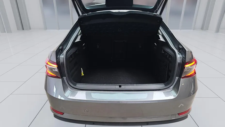 SKODA Superb Superb 2.0 TSI Style DSG