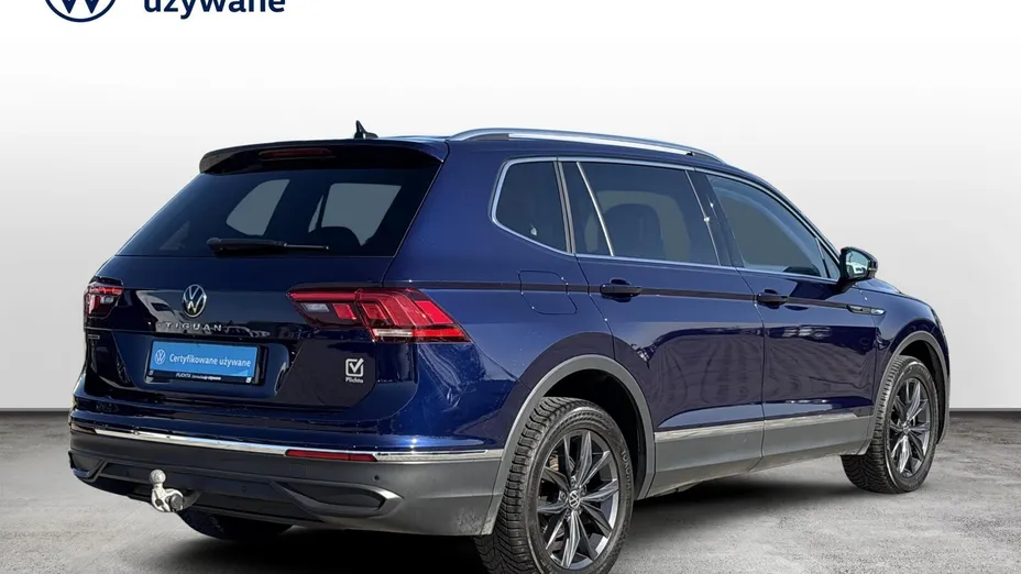VOLKSWAGEN Tiguan Allspace -