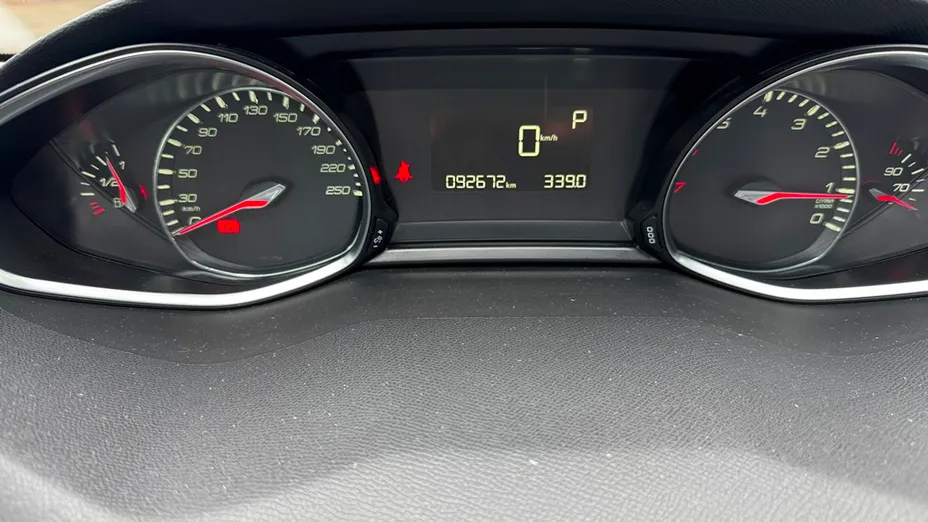 PEUGEOT 308 308 1.2 PureTech Allure Pack S&S