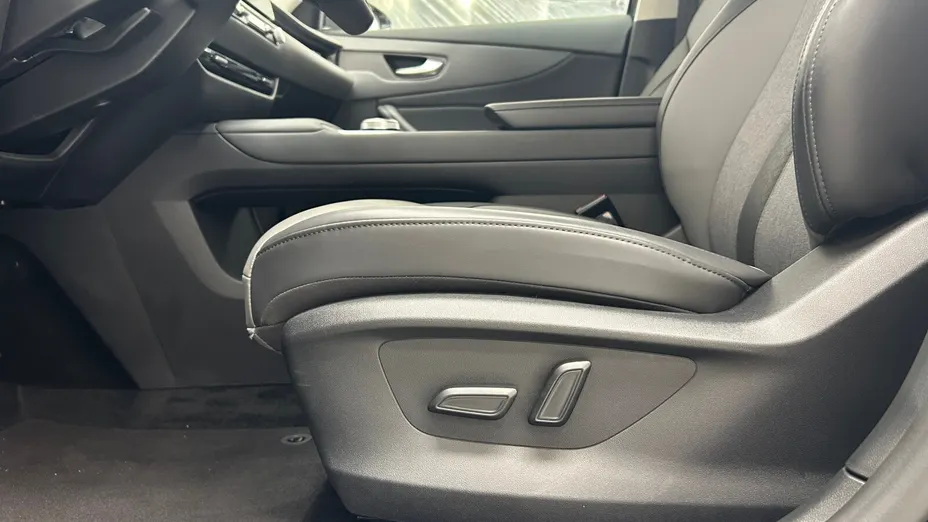 MG MGS5 MGS5 49kWh Standard Range RWD Exclusive Nowy
