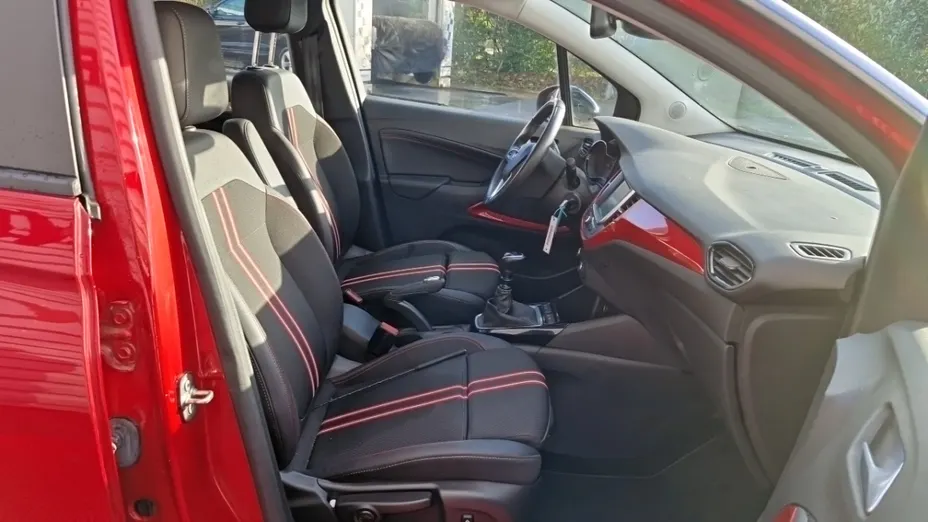 OPEL Crossland -