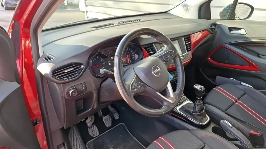 OPEL Crossland -