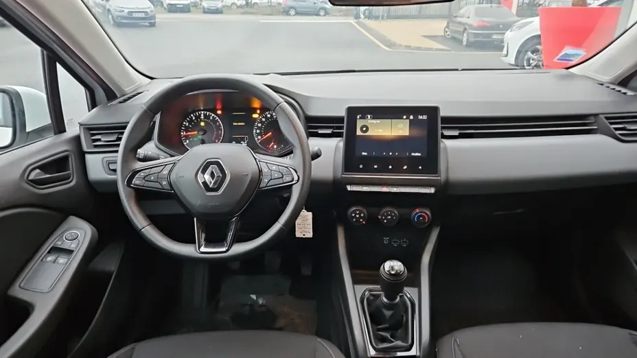 RENAULT Clio -