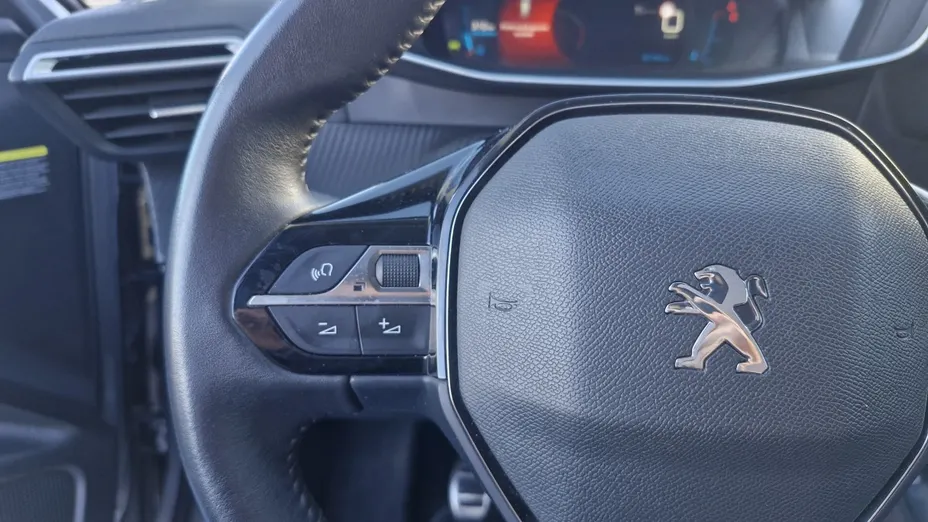 PEUGEOT 2008 -