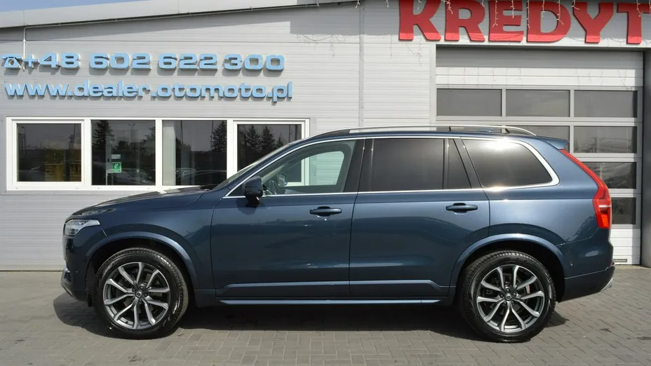 VOLVO XC90 -
