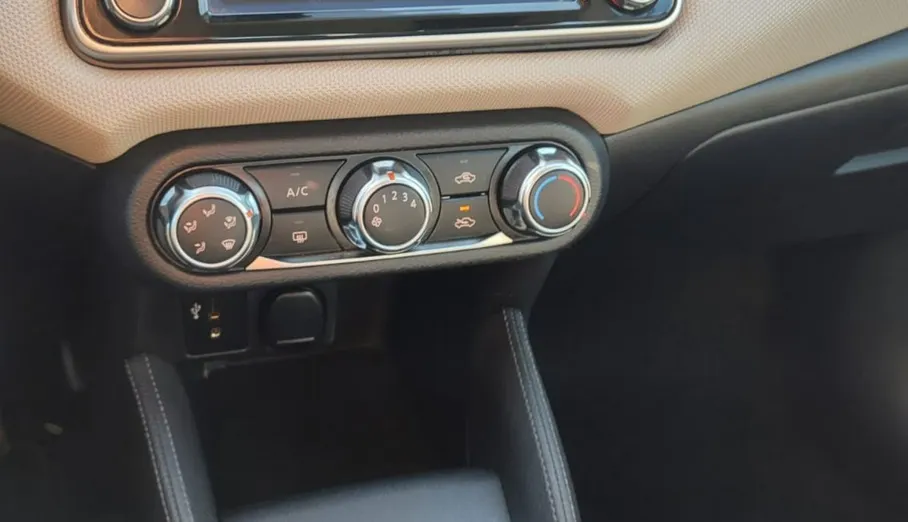 NISSAN Micra -