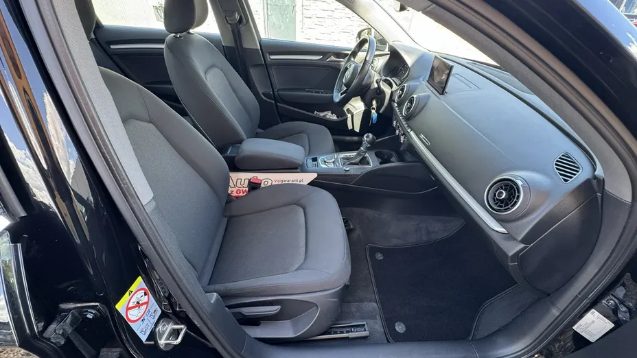 AUDI A3 Limousine -