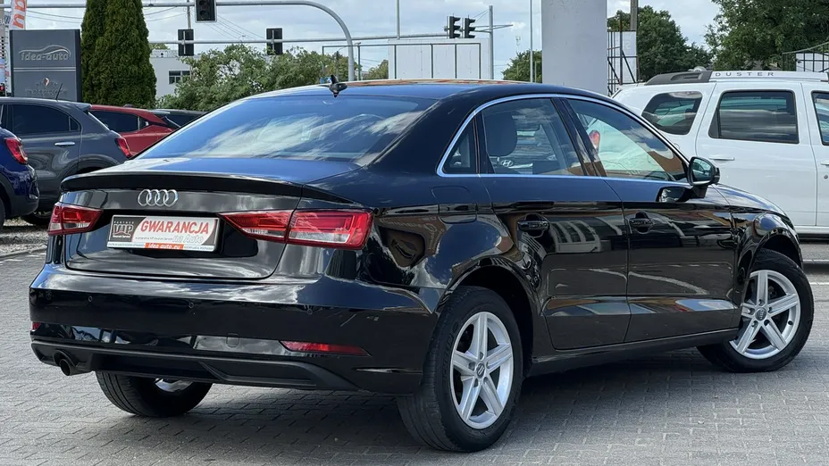 AUDI A3 Limousine -